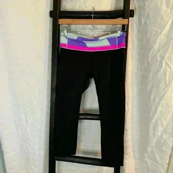 Lululemon leggings - Picture 16 of 16